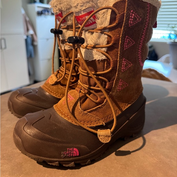 Size 13 The North Face winter/snow boots. - Picture 6 of 6
